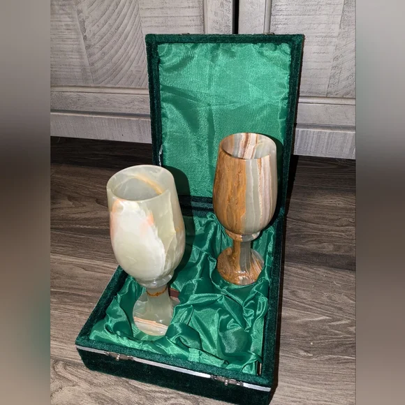 2 Genuine Stone Real Solid Onyx Chalices Cups Heavy in the case 8"T x 2.25" W - Picture 5 of 11